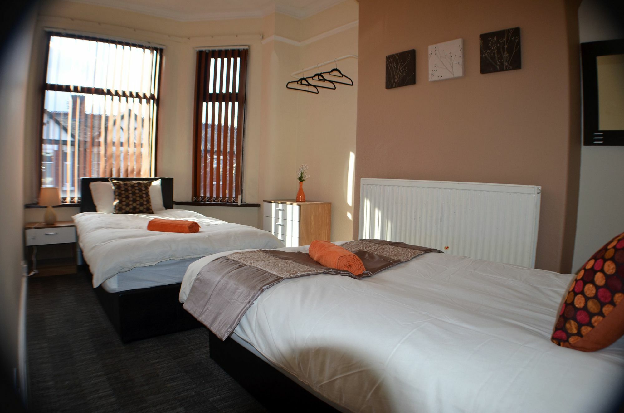 Birchfields Guest House Манчестер Экстерьер фото